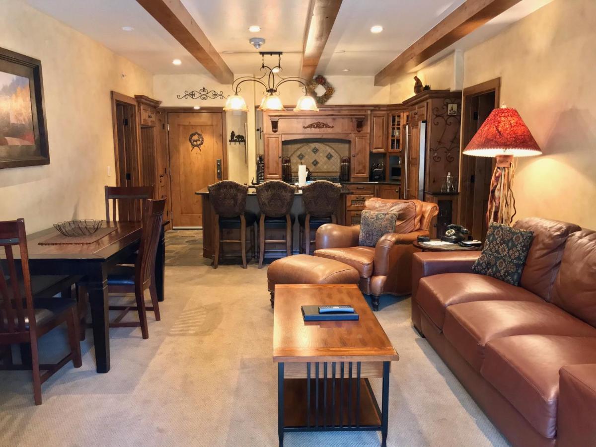 Lodge At Lionshead Vail Exterior photo